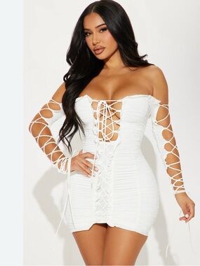Fashion Nova White Lace-Up Ruched Mini Dress Off Shoulder Size S NWT